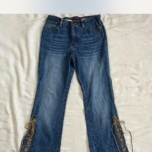 Blue Jeans with Lace-Up Detail